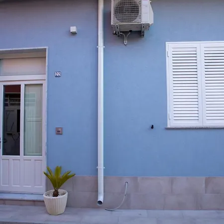 Apartment Boma Avola