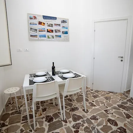 Apartment Boma
