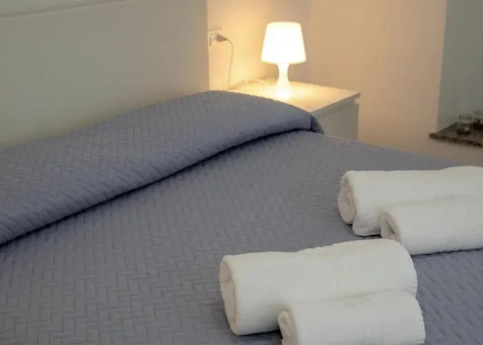 アパート Boma アヴォラ